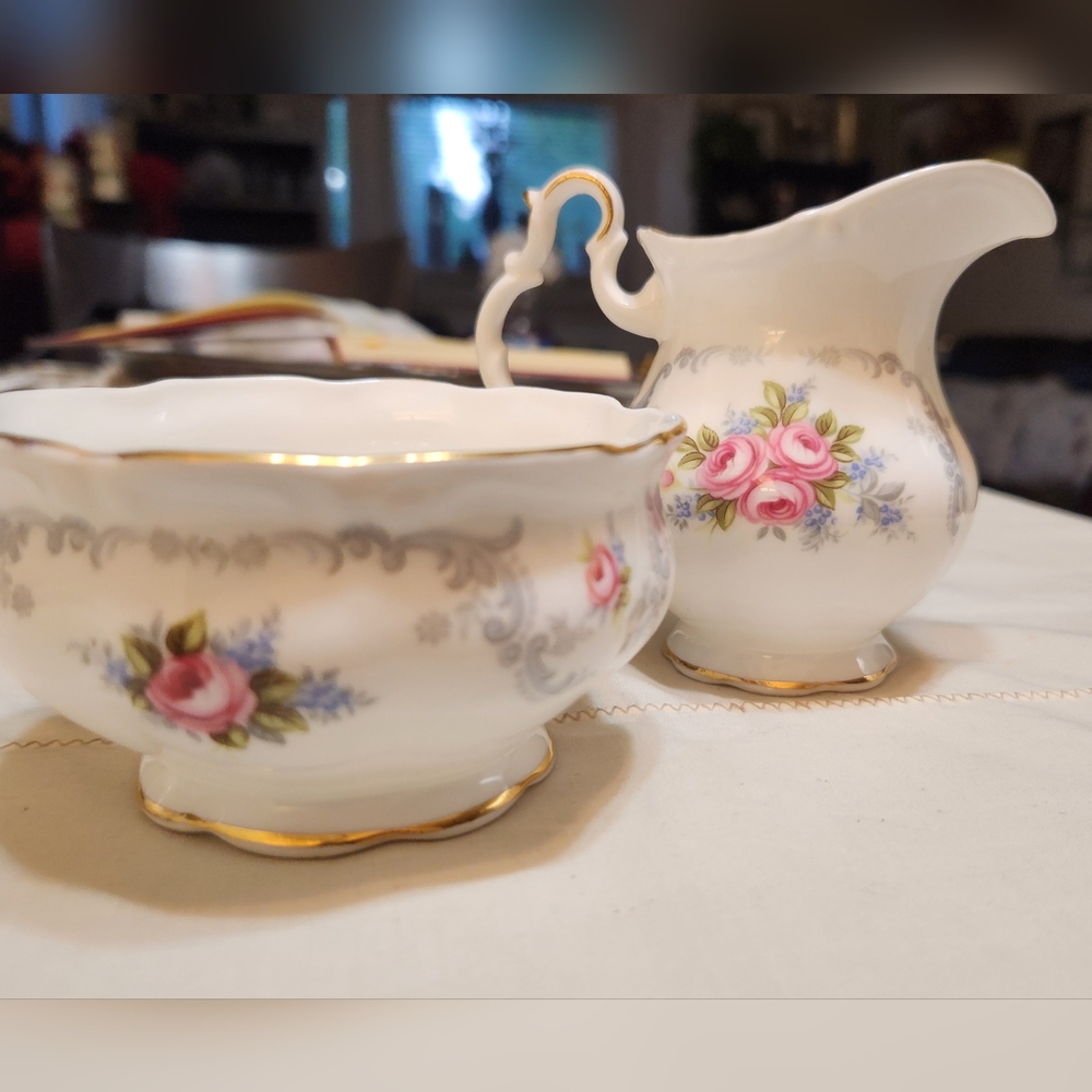 Royal albert Cream & Sugar